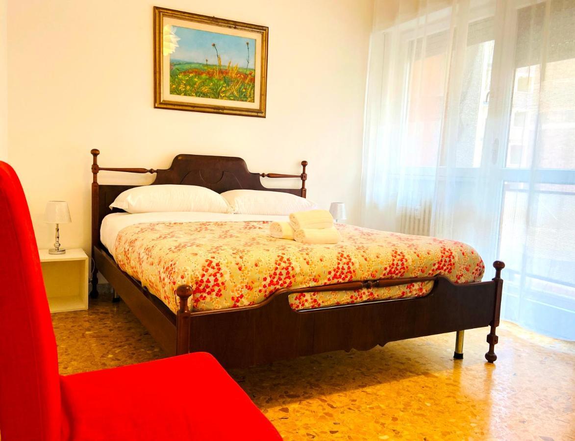 Trastevere For You... 3 Bedrooms Apartment Rome Extérieur photo